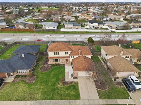 Tiny photo for 16236 Princeton Avenue, Tinley Park, IL 60477 (MLS # 12565045)