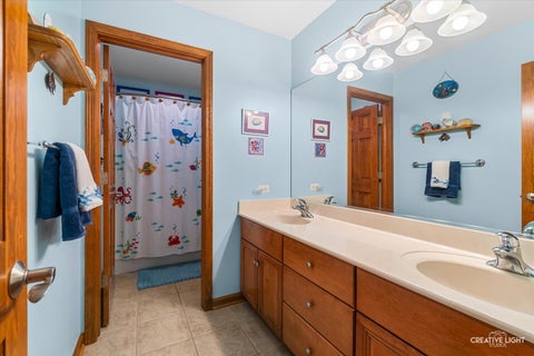 Tiny photo for 614 Pine Street, Sugar Grove, IL 60554 (MLS # 12714658)