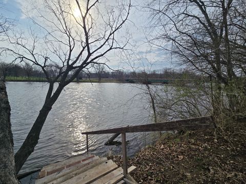 Tiny photo for 201 N Eagle Island Road, Kankakee, IL 60901 (MLS # 12610164)