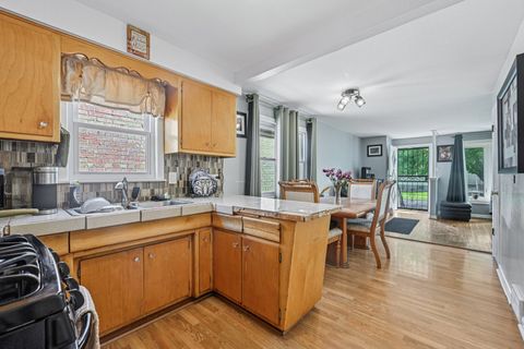 Tiny photo for 10102 S La Salle Street, Chicago, IL 60628 (MLS # 12466839)
