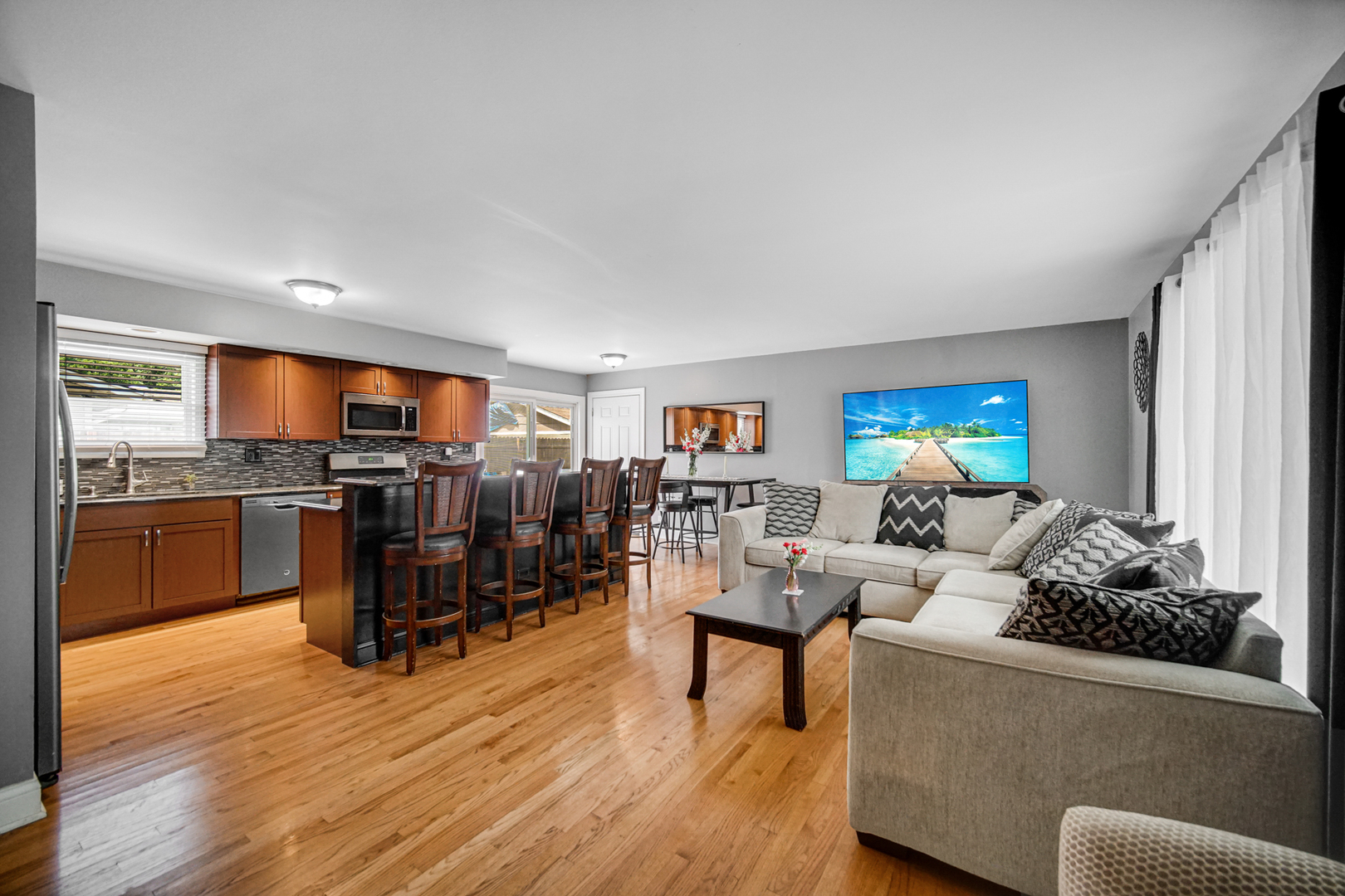 5524 La Palm Drive