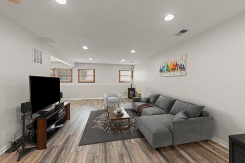 Tiny photo for 322 Hickory Oaks Drive, Bolingbrook, IL 60490 (MLS # 12620161)