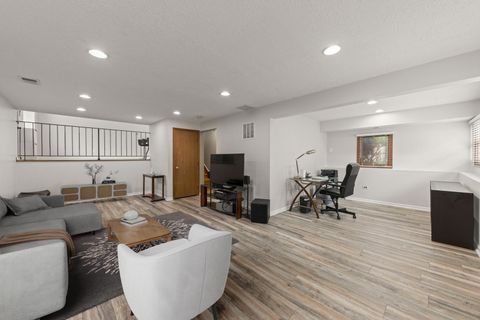 Tiny photo for 322 Hickory Oaks Drive, Bolingbrook, IL 60490 (MLS # 12620161)