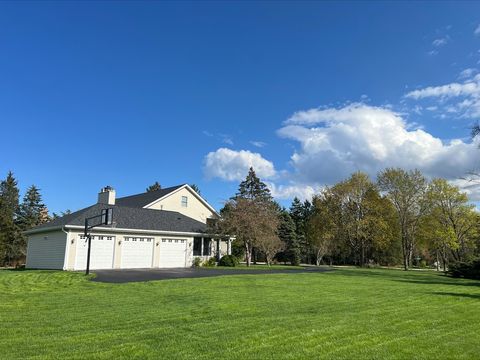 Tiny photo for 1900 Hickory Knoll Drive, Deerfield, IL 60015 (MLS # 12620411)