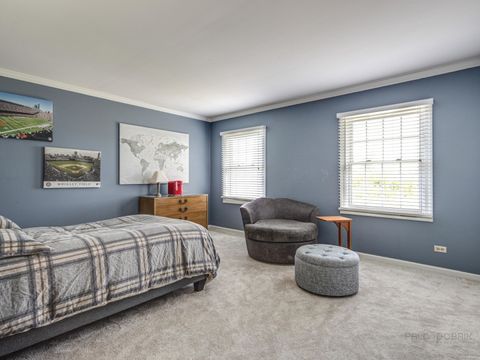 Tiny photo for 1900 Hickory Knoll Drive, Deerfield, IL 60015 (MLS # 12620411)