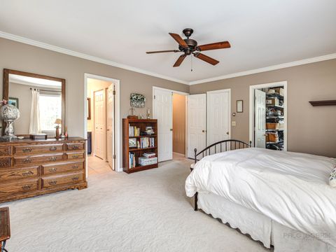 Tiny photo for 1900 Hickory Knoll Drive, Deerfield, IL 60015 (MLS # 12620411)