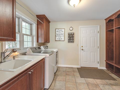 Tiny photo for 1900 Hickory Knoll Drive, Deerfield, IL 60015 (MLS # 12620411)