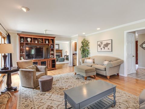 Tiny photo for 1900 Hickory Knoll Drive, Deerfield, IL 60015 (MLS # 12620411)