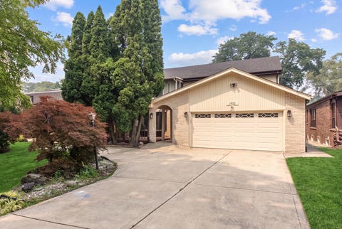 Photo of 1522 Monroe Avenue, River Forest, IL 60305 (MLS # 12692938)
