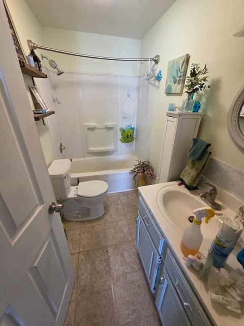 Tiny photo for 803 17th Avenue, Camanche, IA 52730 (MLS # 12624077)