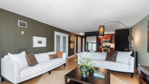 Tiny photo for 33 W Delaware Place #18H, Chicago, IL 60610 (MLS # 12734994)