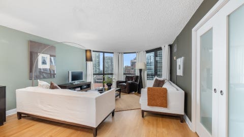 Tiny photo for 33 W Delaware Place #18H, Chicago, IL 60610 (MLS # 12734994)