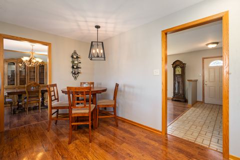 Tiny photo for 8118 Tudor Lane, Tinley Park, IL 60477 (MLS # 12503258)