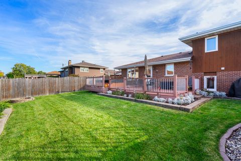 Tiny photo for 8118 Tudor Lane, Tinley Park, IL 60477 (MLS # 12503258)