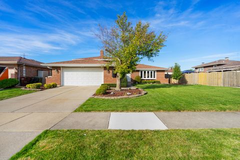 Tiny photo for 8118 Tudor Lane, Tinley Park, IL 60477 (MLS # 12503258)