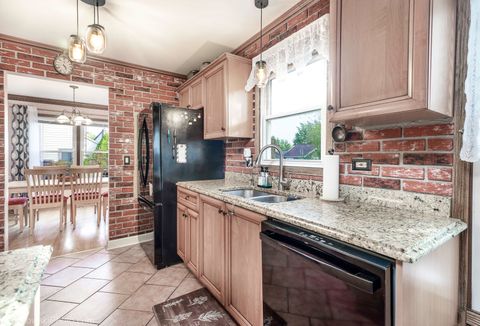 Tiny photo for 41 Siems Drive, Glendale Heights, IL 60139 (MLS # 12587491)