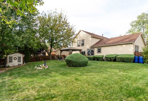 Tiny photo for 41 Siems Drive, Glendale Heights, IL 60139 (MLS # 12587491)