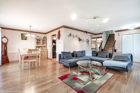 Tiny photo for 41 Siems Drive, Glendale Heights, IL 60139 (MLS # 12587491)