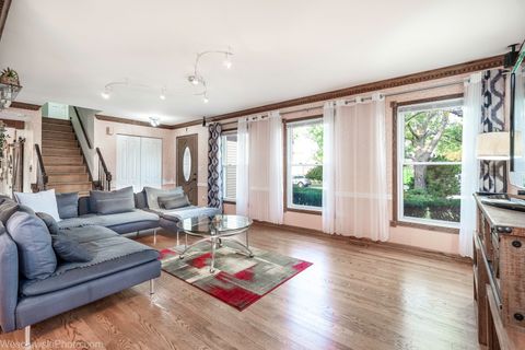 Tiny photo for 41 Siems Drive, Glendale Heights, IL 60139 (MLS # 12587491)