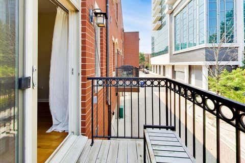 Tiny photo for 320 E 17th Street, Chicago, IL 60616 (MLS # 12724619)