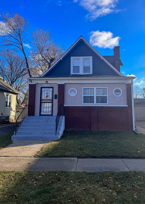 A home in North Chicago