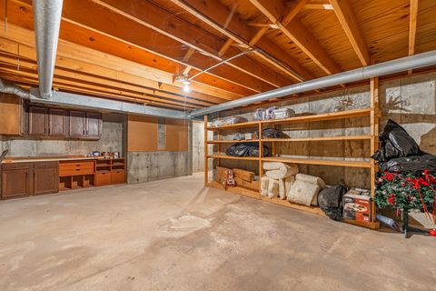 Tiny photo for 4621 HIGH POINT Drive #6, Rockford, IL 61114 (MLS # 12579074)