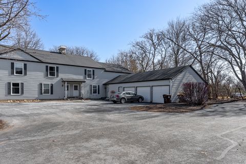 Photo of 4621 HIGH POINT Drive #6, Rockford, IL 61114 (MLS # 12579074)