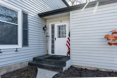 Tiny photo for 4621 HIGH POINT Drive #6, Rockford, IL 61114 (MLS # 12579074)