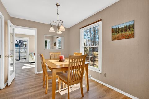 Tiny photo for 4621 HIGH POINT Drive #6, Rockford, IL 61114 (MLS # 12579074)