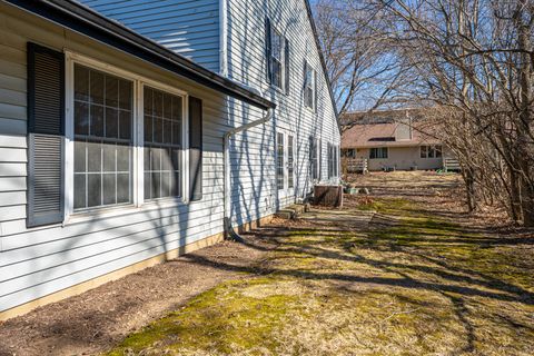 Tiny photo for 4621 HIGH POINT Drive #6, Rockford, IL 61114 (MLS # 12579074)