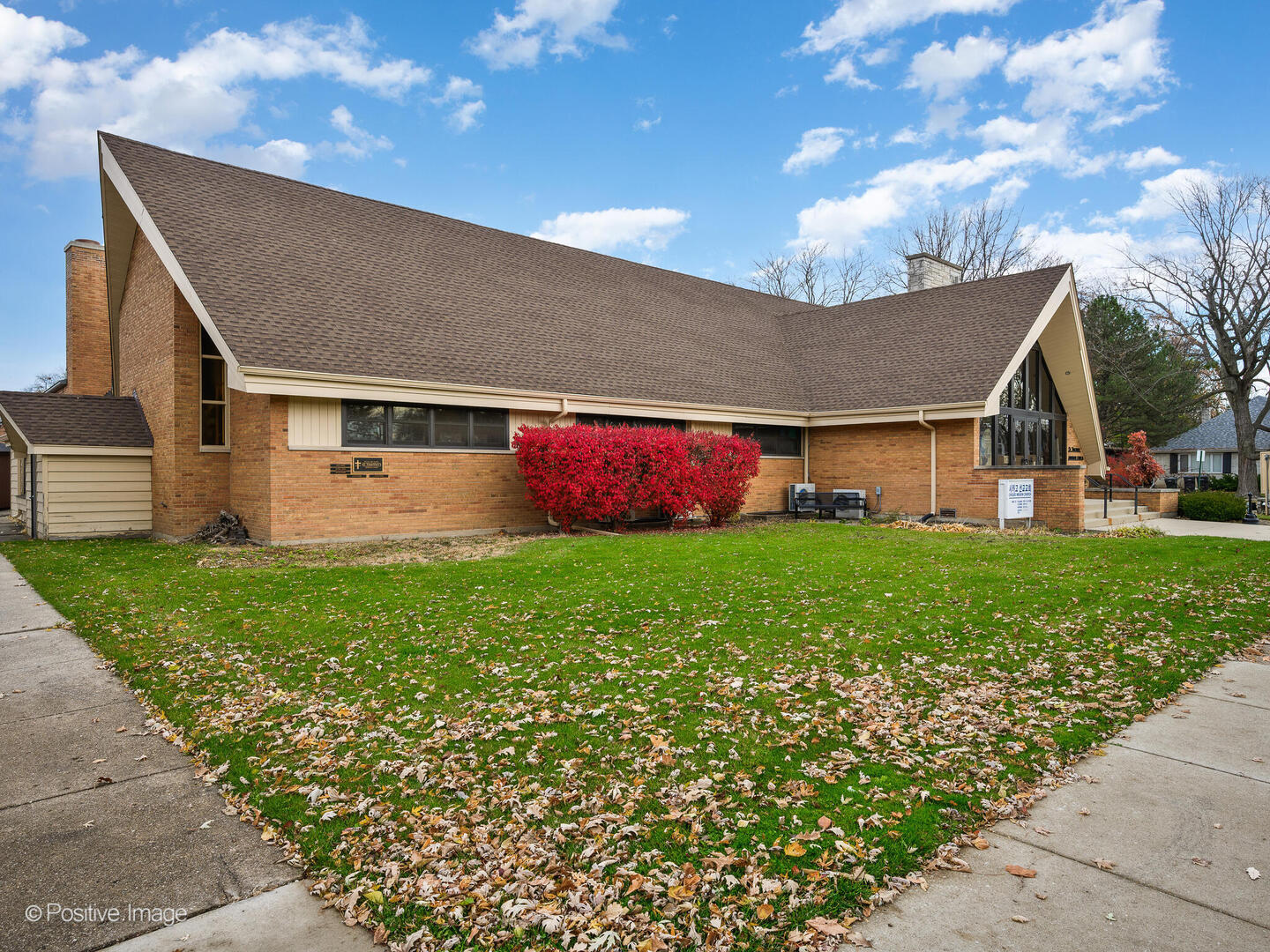 9000 N Kildare Avenue