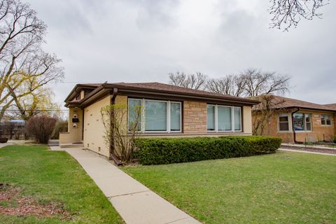 Photo of 9235 Kildare Avenue, Skokie, IL 60076 (MLS # 12614151)