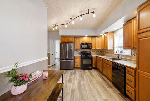 Tiny photo for 390 W Gordon Street, Coal City, IL 60416 (MLS # 12655281)