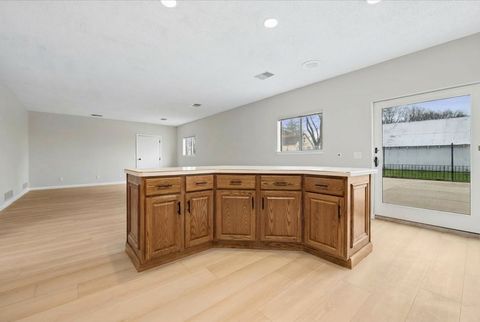 Tiny photo for 1430 N 30th Road, Ottawa, IL 61350 (MLS # 12616450)