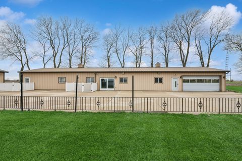 Tiny photo for 1430 N 30th Road, Ottawa, IL 61350 (MLS # 12616450)