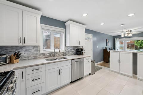 Tiny photo for 3114 W Jerome Street, Chicago, IL 60645 (MLS # 12730691)