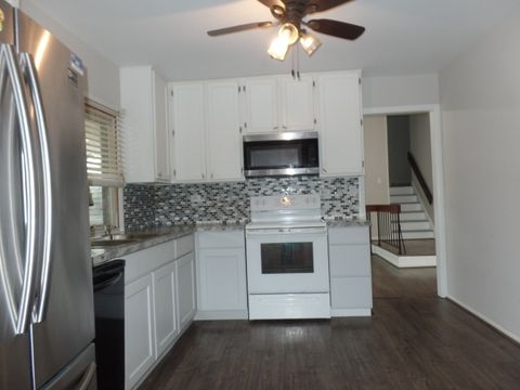 Tiny photo for 5910 N Bradley Court, Hanover Park, IL 60133 (MLS # 12625819)