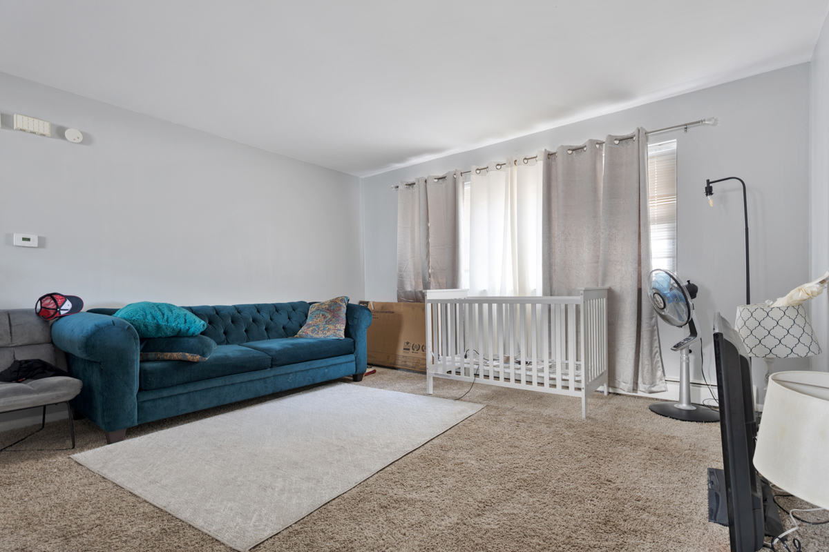 528 N Ardmore Avenue