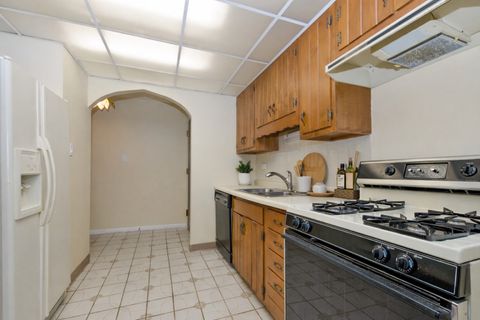 Tiny photo for 9520 S Mayfield Avenue #211N, Oak Lawn, IL 60453 (MLS # 12620851)