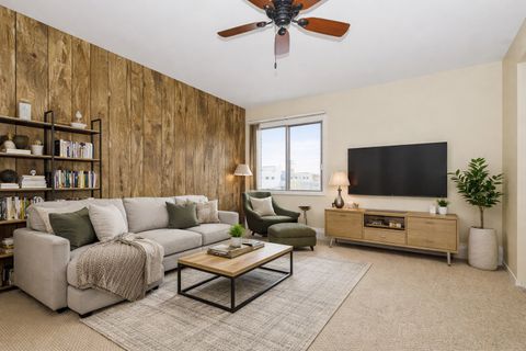 Tiny photo for 9520 S Mayfield Avenue #211N, Oak Lawn, IL 60453 (MLS # 12620851)