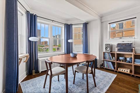 Tiny photo for 609 W Stratford Place #7C, Chicago, IL 60657 (MLS # 12713586)