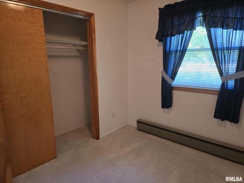 Tiny photo for 502 S Mayor Caliper Street S, Carterville, IL 62918 (MLS # EB459433)