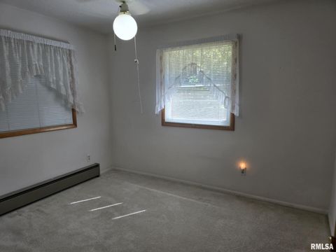 Tiny photo for 502 S Mayor Caliper Street S, Carterville, IL 62918 (MLS # EB459433)