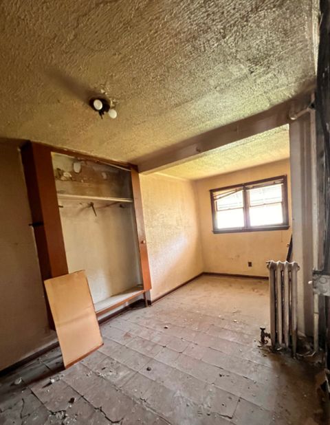 Tiny photo for 6737 S Champlain Avenue, Chicago, IL 60637 (MLS # 12536320)