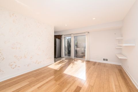 Tiny photo for 26 Cour Versaille Court #26, Palos Hills, IL 60465 (MLS # 12500387)