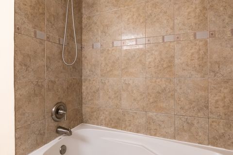 Tiny photo for 26 Cour Versaille Court #26, Palos Hills, IL 60465 (MLS # 12500387)