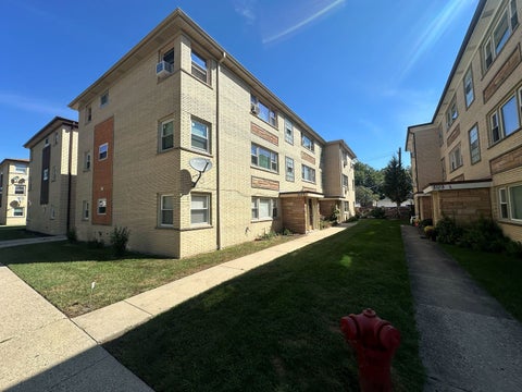 Photo of 3129 N Nashville Avenue #2W, Chicago, IL 60634 (MLS # 12752755)