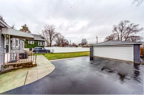 Tiny photo for 4243 Konrad Avenue, Lyons, IL 60534 (MLS # 12587708)