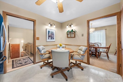 Tiny photo for 830 Buckingham Court, Crystal Lake, IL 60014 (MLS # 12673096)