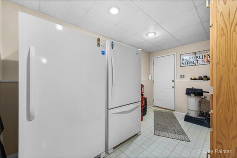 Tiny photo for 830 Buckingham Court, Crystal Lake, IL 60014 (MLS # 12673096)